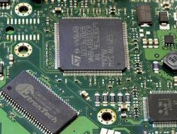 骁龙8+和骁龙8gen2哪个好（买骁龙8+还是骁龙8gen2）