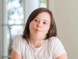 唐氏脸是什么样子 唐氏综合征的面相什么样