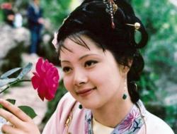 《红楼梦》薛宝钗人物介绍资料