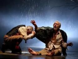 《李尔王》读后感_读《李尔王》有感