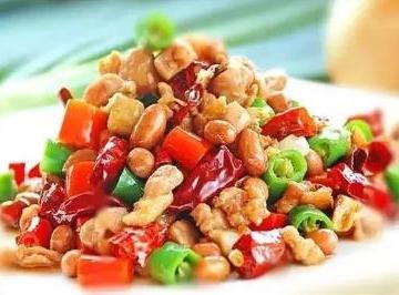 宫爆鸡丁的家常做法和步骤